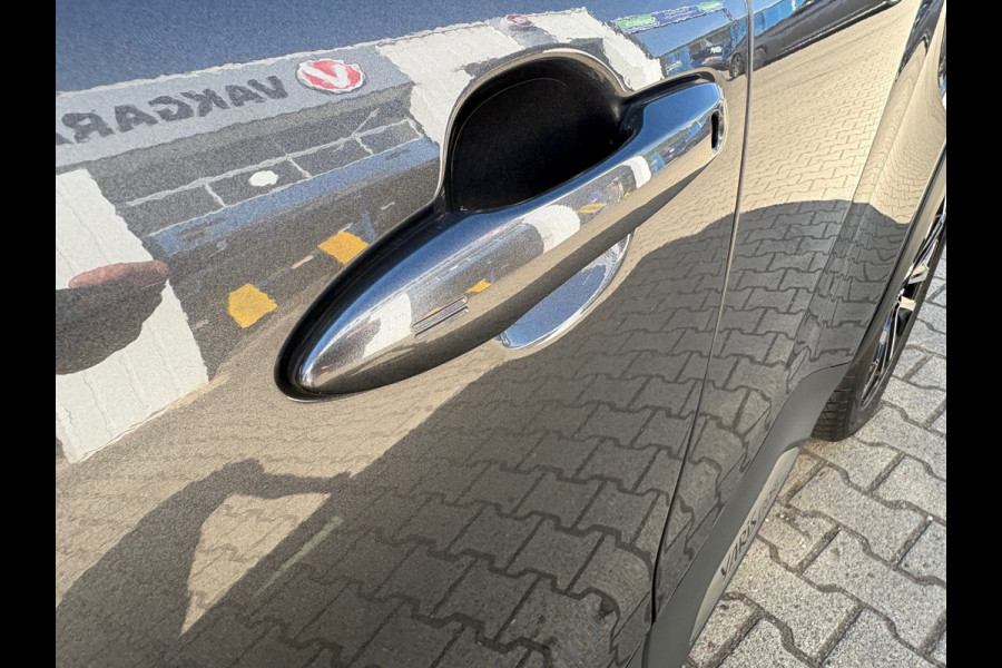 Toyota Yaris Cross 1.5 Hybrid 115 Dynamic Plus + Winterpack + Parking Pack