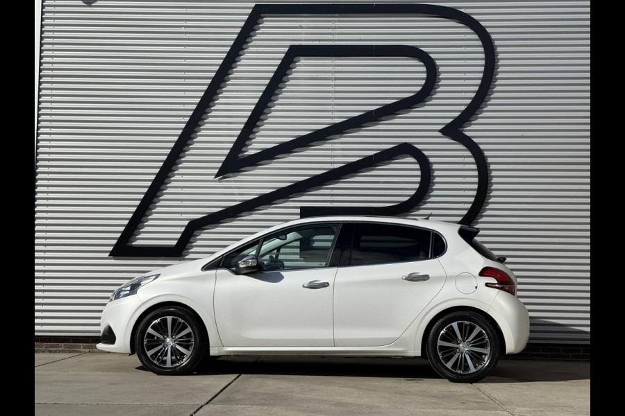 Peugeot 208 1.2 PureTech Allure 2e Eigenaar|Navi|Pano|D-riem vv in 2024|Carplay|Clima|Cruise|PDC|LM Velgen|N.A.P|APK tot 02-2027