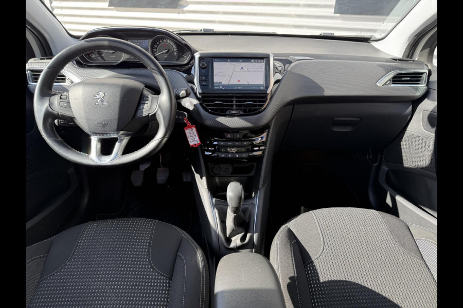Peugeot 208 1.2 PureTech Allure 2e Eigenaar|Navi|Pano|D-riem vv in 2024|Carplay|Clima|Cruise|PDC|LM Velgen|N.A.P|APK tot 02-2027
