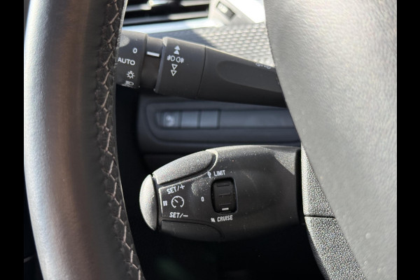 Peugeot 208 1.2 PureTech Allure 2e Eigenaar|Navi|Pano|D-riem vv in 2024|Carplay|Clima|Cruise|PDC|LM Velgen|N.A.P|APK tot 02-2027