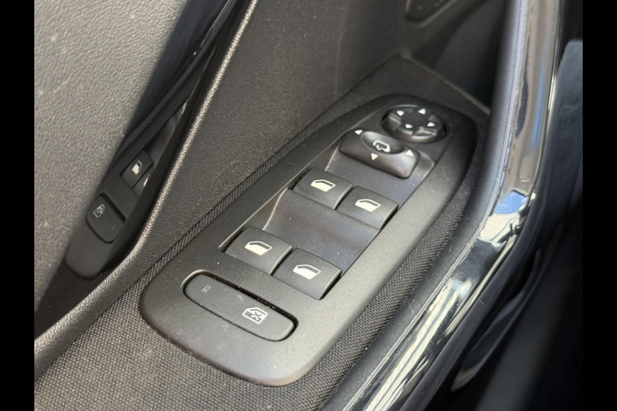 Peugeot 208 1.2 PureTech Allure 2e Eigenaar|Navi|Pano|D-riem vv in 2024|Carplay|Clima|Cruise|PDC|LM Velgen|N.A.P|APK tot 02-2027