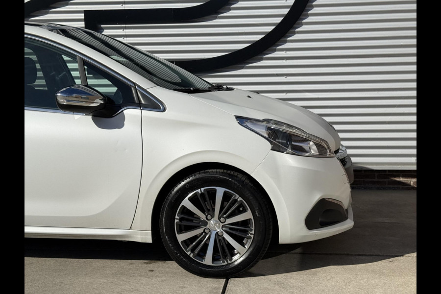 Peugeot 208 1.2 PureTech Allure 2e Eigenaar|Navi|Pano|D-riem vv in 2024|Carplay|Clima|Cruise|PDC|LM Velgen|N.A.P|APK tot 02-2027