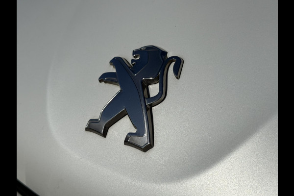 Peugeot 208 1.2 PureTech Allure 2e Eigenaar|Navi|Pano|D-riem vv in 2024|Carplay|Clima|Cruise|PDC|LM Velgen|N.A.P|APK tot 02-2027