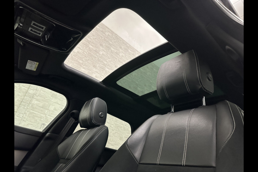 Land Rover Range Rover Velar 250 pk AWD R-Dynamic S | 360 Camera | Panorama | ACC | Leder | Meridian | 2021 |  Memory | Stoelventilatie | Carbon | Black-Optic | Sfeerverlichting | NL Auto | NAP | Dealer onderhouden. Btw Auto | 32825,= ex btw | 23925,= ex btw & ex bpm.