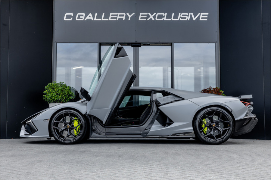 Lamborghini Revuelto 6.5 V12 - Alcantara | Carbon | Passenger Display | 21"