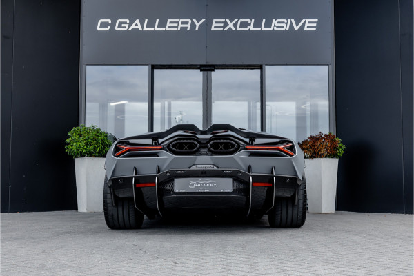 Lamborghini Revuelto 6.5 V12 - Alcantara | Carbon | Passenger Display | 21"