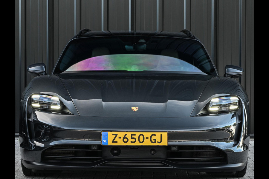Porsche Taycan Sport Turismo 4S 79 kWh | Panoramdak | Bose | HUD | Camera | Night Vision | Carbon Interieur | Sport Chrono | Achterasbesturing | 14-Wegs Memory Seats | Stoelverwarming V+A | Passagiers Display |