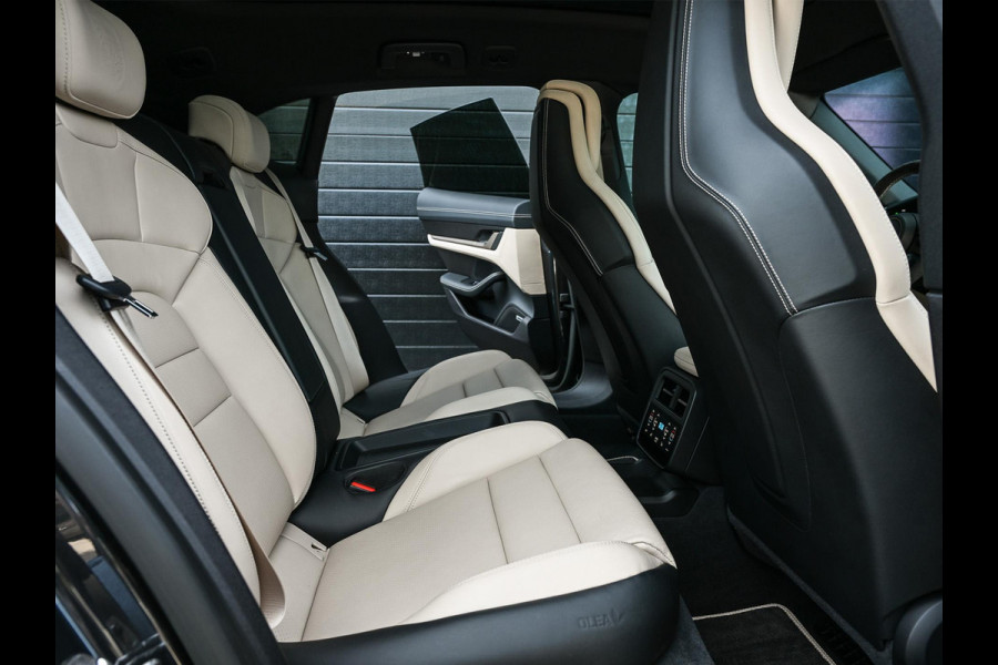 Porsche Taycan Sport Turismo 4S 79 kWh | Panoramdak | Bose | HUD | Camera | Night Vision | Carbon Interieur | Sport Chrono | Achterasbesturing | 14-Wegs Memory Seats | Stoelverwarming V+A | Passagiers Display |