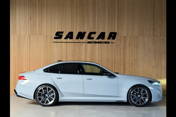 BMW 5 Serie M5 - 5 serie 727 PK PANO| Bowers & Wilkins| M- DRIVE PROFESIONAL|360|21/20 INCH