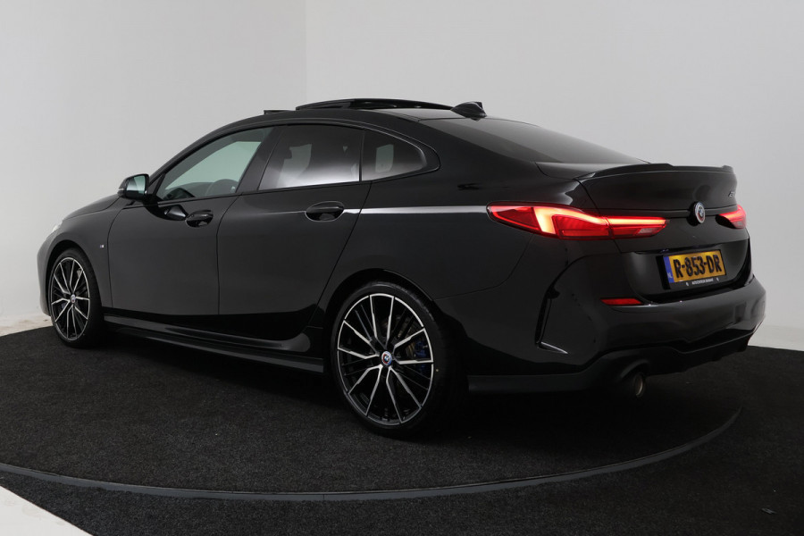 BMW 2 Serie Gran Coupé 218i Business Edition (PANORAMADAK, CRUISE CONTROL, NAVIGATIE, PARKEERSENSOREN)