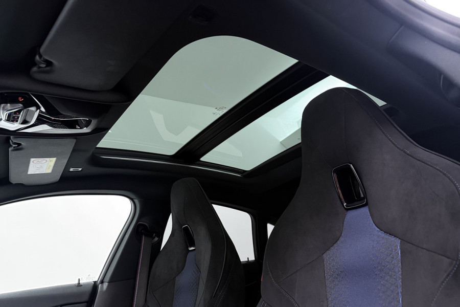 BMW 2 Serie Gran Coupé 218i Business Edition (PANORAMADAK, CRUISE CONTROL, NAVIGATIE, PARKEERSENSOREN)