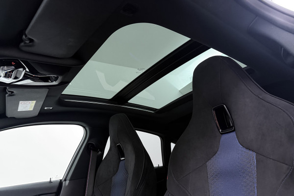 BMW 2 Serie Gran Coupé 218i Business Edition (PANORAMADAK, CRUISE CONTROL, NAVIGATIE, PARKEERSENSOREN)