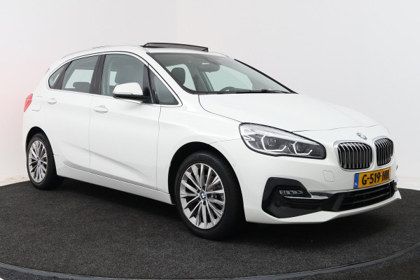 BMW 2 Serie Active Tourer 218i High Executive Edition (PANORAMADAK, TREKHAAK, STOELVERWARMING, CAMERA, DEALER ONDERHOUDEN)
