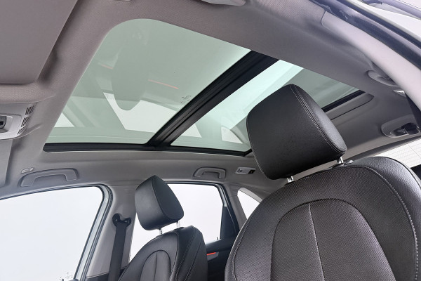 BMW 2 Serie Active Tourer 218i High Executive Edition (PANORAMADAK, TREKHAAK, STOELVERWARMING, CAMERA, DEALER ONDERHOUDEN)