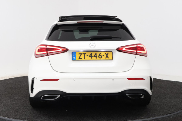 Mercedes-Benz A-Klasse 180 Business Solution AMG (PANORAMADAK, STOELVERWARMING, SFEERVERLICHTING, CAMERA, PARKEERSENSOREN)