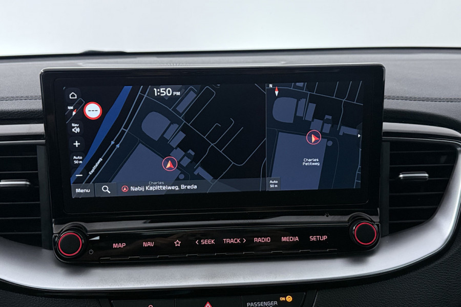 Kia Ceed Sportswagon 1.5 T-GDi GT-Line (PANORAMADAK, STOEL/STUUR VERWARMING, CAMERA, NAVIGATIE, PARKEERSENSOREN)