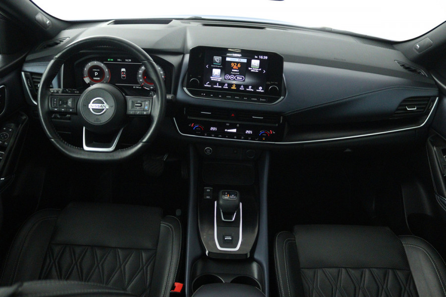 Nissan QASHQAI 1.3 MHEV Xtronic Tekna Plus (PANO, TREKHAAK, CAMERA, STUUR-/STOELVERWARMING, ELEKT. STOELEN, MEMORY)