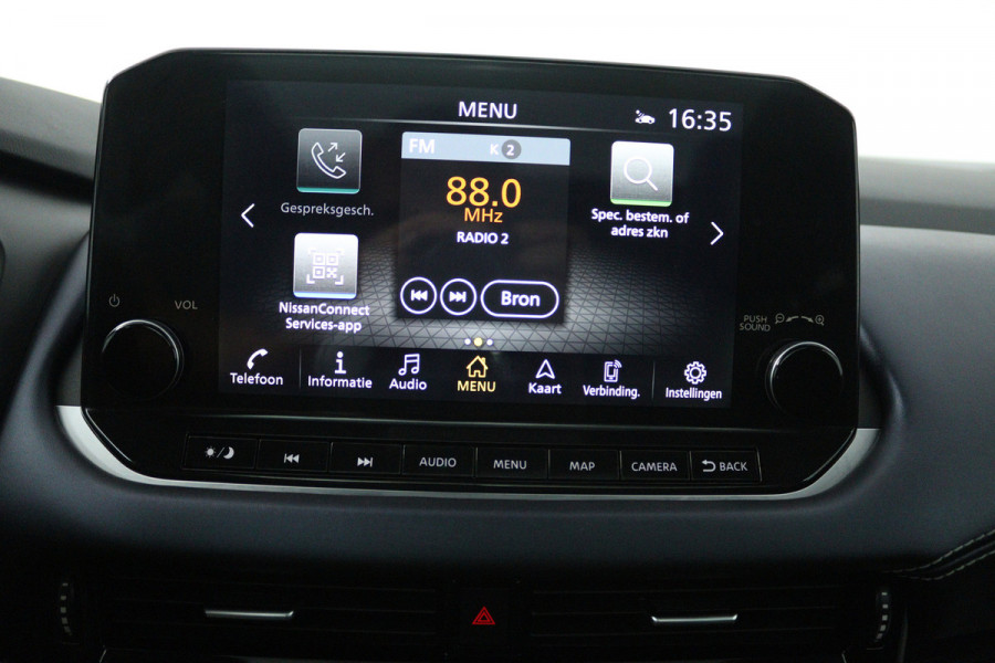 Nissan QASHQAI 1.3 MHEV Xtronic Tekna Plus (PANO, TREKHAAK, CAMERA, STUUR-/STOELVERWARMING, ELEKT. STOELEN, MEMORY)