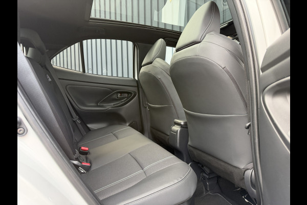 Toyota Yaris Cross 1.5 Hybrid 130 Launch Edition | Innovation Pack | 10 jr GARANTIE | Rijklaar!