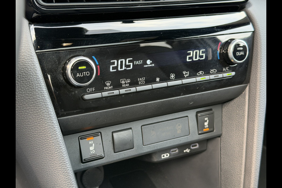 Toyota Yaris Cross 1.5 Hybrid 130 Launch Edition | Innovation Pack | 10 jr GARANTIE | Rijklaar!