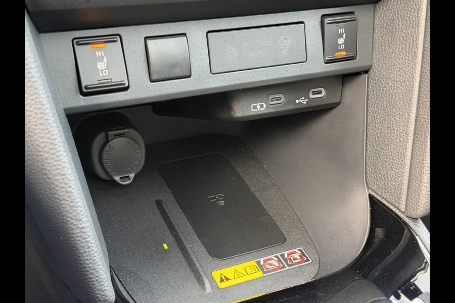 Toyota Yaris Cross 1.5 Hybrid 130 Launch Edition | Innovation Pack | 10 jr GARANTIE | Rijklaar!