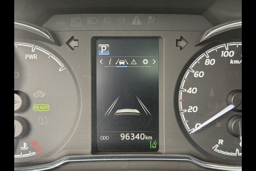 Toyota Yaris 1.5 Hybrid Bi-Tone Plus | Pano dak | PDC Achter | 10 jr GARANTIE | Rijklaar!!