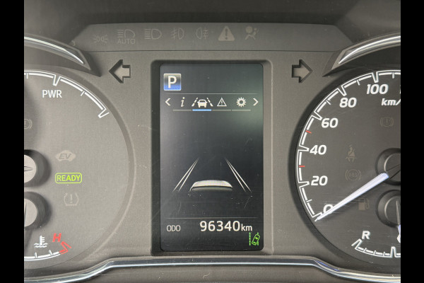Toyota Yaris 1.5 Hybrid Bi-Tone Plus | Pano dak | PDC Achter | 10 jr GARANTIE | Rijklaar!!