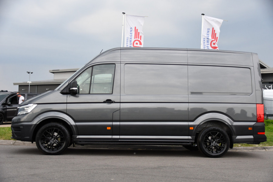 Volkswagen Crafter 35 2.0 TDI L3H3 PB Edition Camera, Adaptieve Cruise, Carplay, LED, Trekhaak, Multimedia, 140pk, Automaat, Sensoren, Uniek!