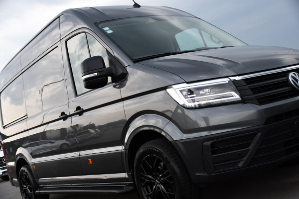 Volkswagen Crafter 35 2.0 TDI L3H3 PB Edition Camera, Adaptieve Cruise, Carplay, LED, Trekhaak, Multimedia, 140pk, Automaat, Sensoren, Uniek!