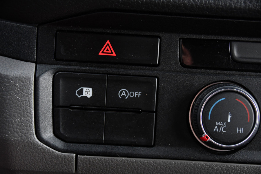 Volkswagen Crafter 35 2.0 TDI L3H3 PB Edition Camera, Adaptieve Cruise, Carplay, LED, Trekhaak, Multimedia, 140pk, Automaat, Sensoren, Uniek!