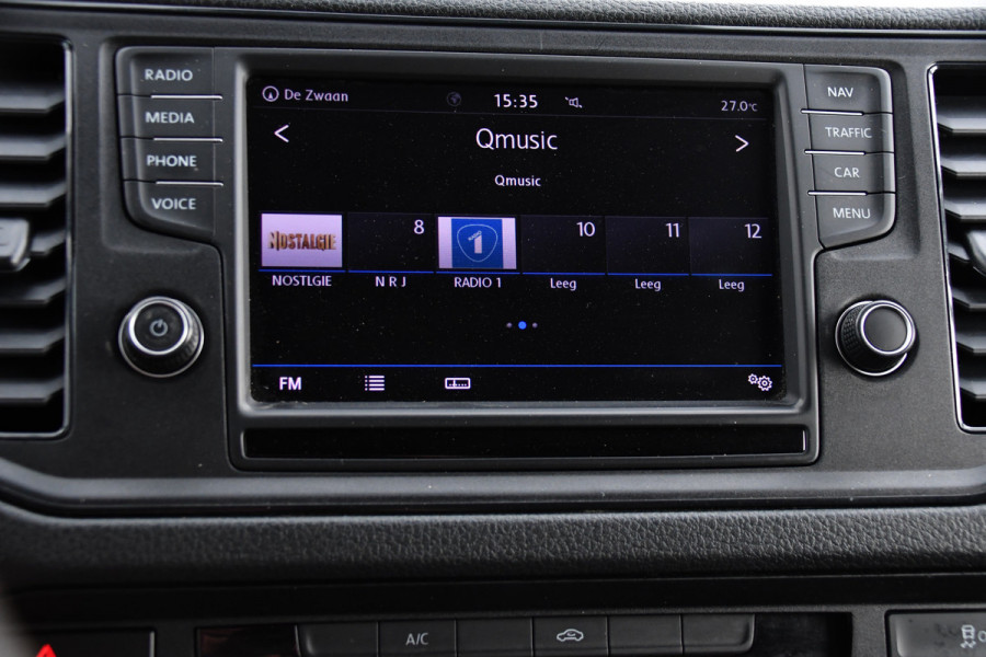Volkswagen Crafter 35 2.0 TDI L3H3 PB Edition Camera, Adaptieve Cruise, Carplay, LED, Trekhaak, Multimedia, 140pk, Automaat, Sensoren, Uniek!