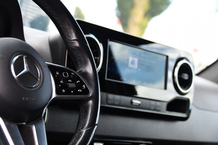 Mercedes-Benz Sprinter 319 V6 3.0 CDI L2H2 DC PB Edition 360 Camera, Cruise, Carplay, Automaat, LED, Stoelverwarming, 10,5'' Mbux, Multimedia, Geveerde stoel, 190pk, Trekhaak, Uniek!