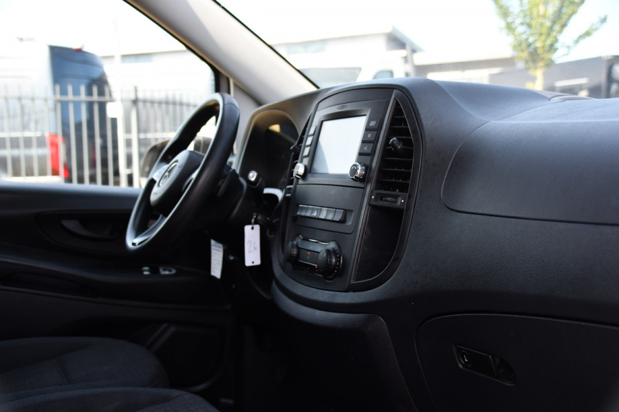 Mercedes-Benz Vito 114 CDI L2 Edition Camera, Cruise, Standkachel, Automaat, Trekhaak, 143pk, Multimedia, Stoelverwarming, Uniek!