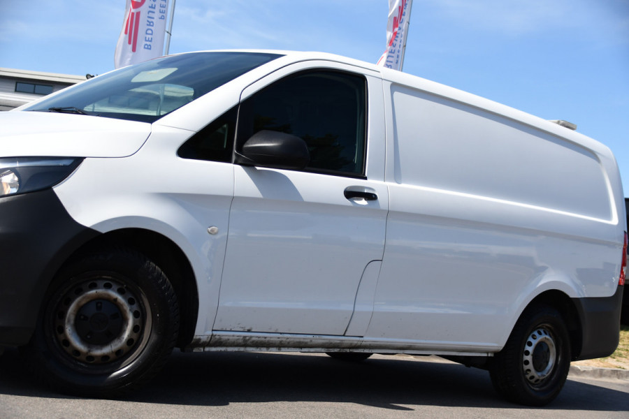 Mercedes-Benz Vito 114 CDI L2 Edition Camera, Cruise, Standkachel, Automaat, Trekhaak, 143pk, Multimedia, Stoelverwarming, Uniek!