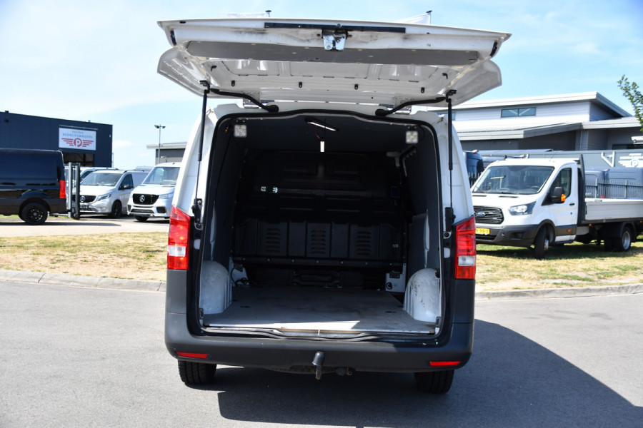 Mercedes-Benz Vito 114 CDI L2 Edition Camera, Cruise, Standkachel, Automaat, Trekhaak, 143pk, Multimedia, Stoelverwarming, Uniek!