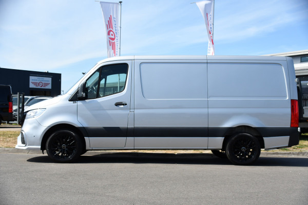 Mercedes-Benz Sprinter 317 1.9 CDI L2H1 AMG Edition Camera, Cruise, Carplay, Stoelverwarming, Clima, Geveerde Stoel, Automaat, Multimedia, Uniek!