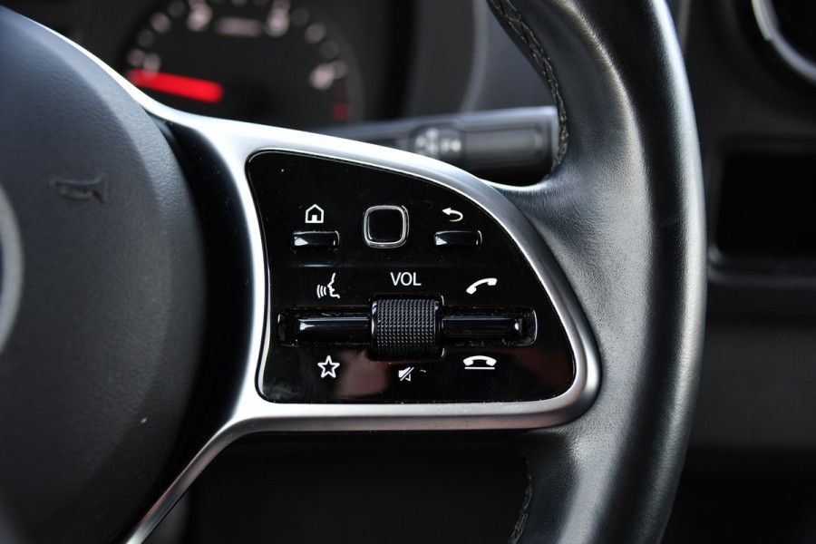 Mercedes-Benz Sprinter 317 1.9 CDI L2H1 AMG Edition Camera, Cruise, Carplay, Stoelverwarming, Clima, Geveerde Stoel, Automaat, Multimedia, Uniek!