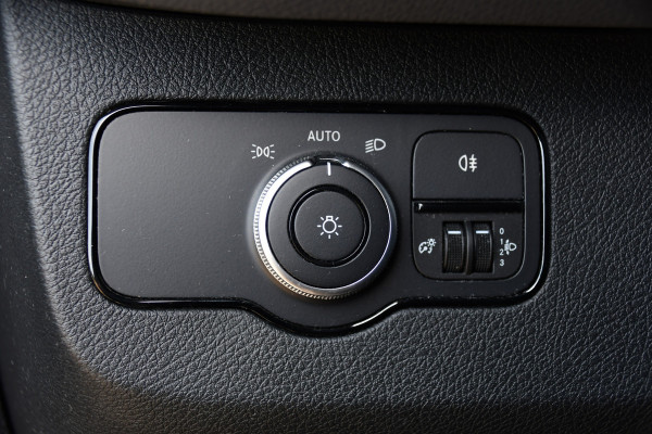 Mercedes-Benz Sprinter 317 1.9 CDI L2H1 AMG Edition Camera, Cruise, Carplay, Stoelverwarming, Clima, Geveerde Stoel, Automaat, Multimedia, Uniek!