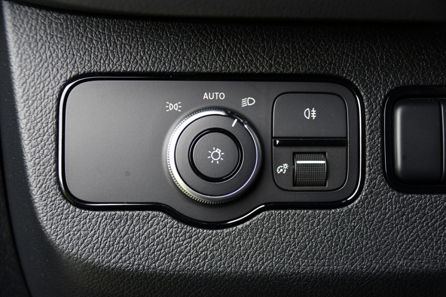 Mercedes-Benz Sprinter 317 1.9 CDI L2H1 RWD Black Edition Camera, Cruise, Carplay, 170pk, Automaat, LED, Multimedia,  Stoelverwarming, UNIEK