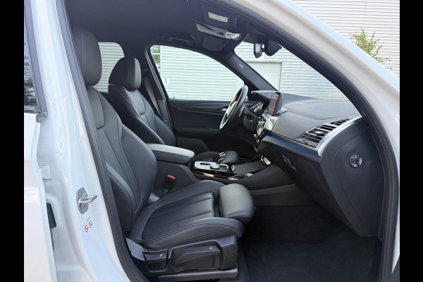 BMW X3 xDrive30e M-Sport Trekhaak Sfeerverlichting