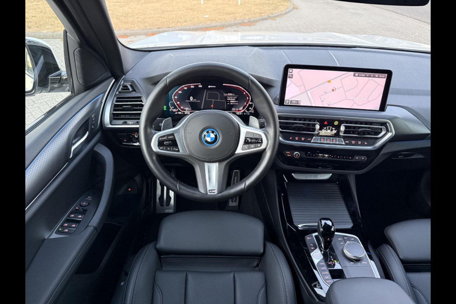 BMW X3 xDrive30e M-Sport Trekhaak Sfeerverlichting