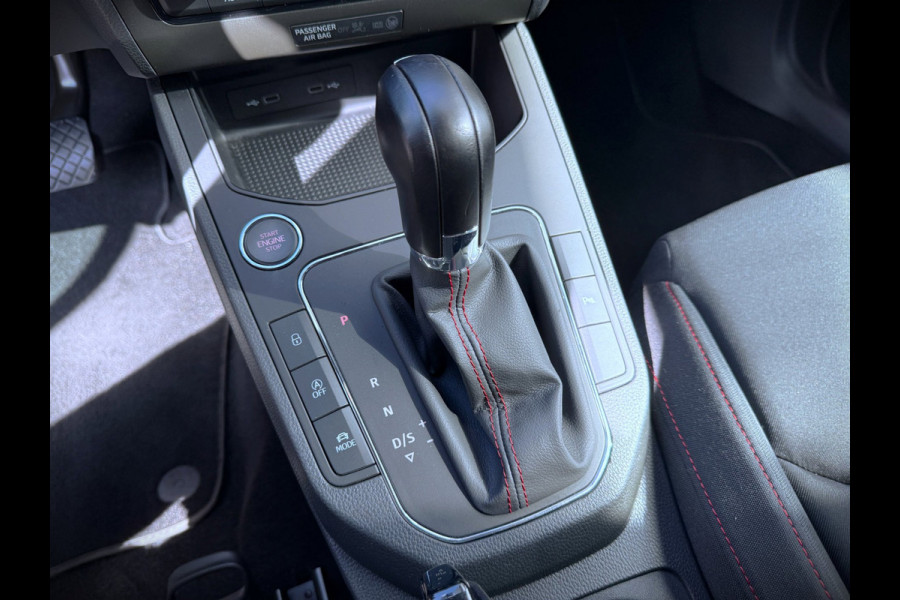 Seat Ibiza 1.5 TSI FR Business Intense LED - Apple CarPlay - 18" - Virtual Cockpit - Navigatie - Achteruitrijcamera - ACC