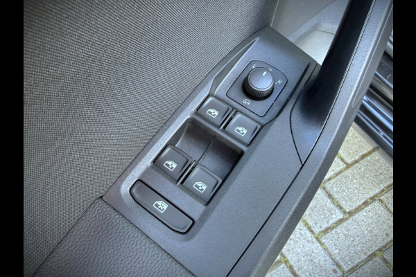 Seat Ibiza 1.5 TSI FR Business Intense LED - Apple CarPlay - 18" - Virtual Cockpit - Navigatie - Achteruitrijcamera - ACC