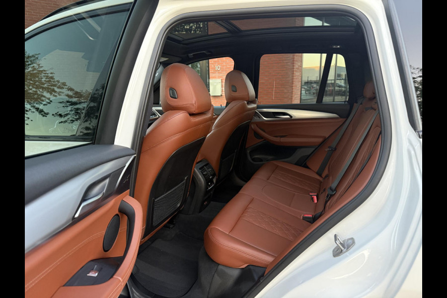BMW X3 xDrive30e M-Sport Pano HuD Trekhaak Camera Leder