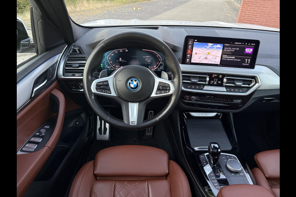 BMW X3 xDrive30e M-Sport Pano HuD Trekhaak Camera Leder
