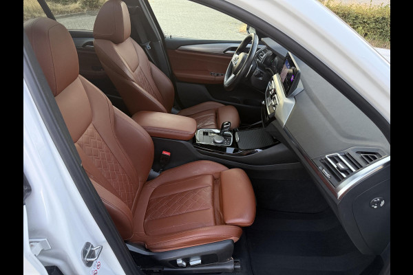 BMW X3 xDrive30e M-Sport Pano HuD Trekhaak Camera Leder