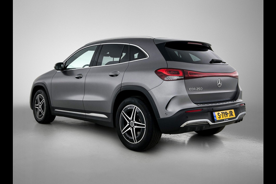 Mercedes-Benz EQA 250 Business Solution AMG 67 kWh | AMG line | MBUX wide screen | Designo grijs | Stoelverwarming | Achteruitrij camera Inclusief 24 maanden MB Certified garantie voor Europa.