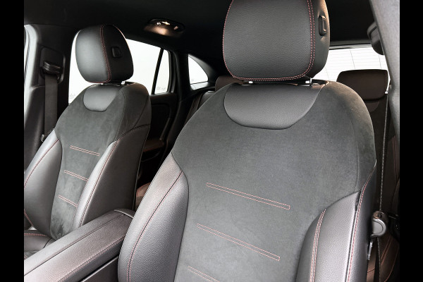 Mercedes-Benz EQA 250 Business Solution AMG 67 kWh | AMG line | MBUX wide screen | Designo grijs | Stoelverwarming | Achteruitrij camera Inclusief 24 maanden MB Certified garantie voor Europa.