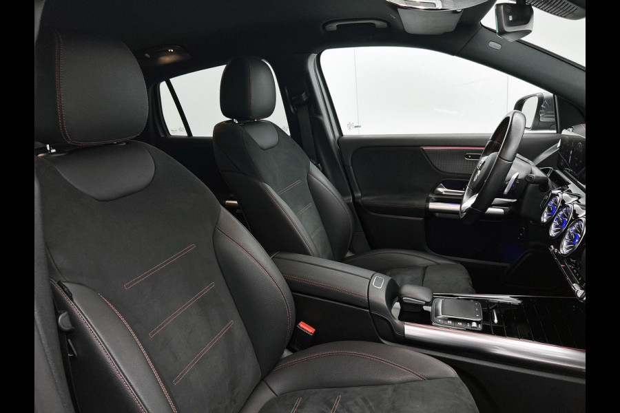 Mercedes-Benz EQA 250 Business Solution AMG 67 kWh | AMG line | MBUX wide screen | Designo grijs | Stoelverwarming | Achteruitrij camera Inclusief 24 maanden MB Certified garantie voor Europa.