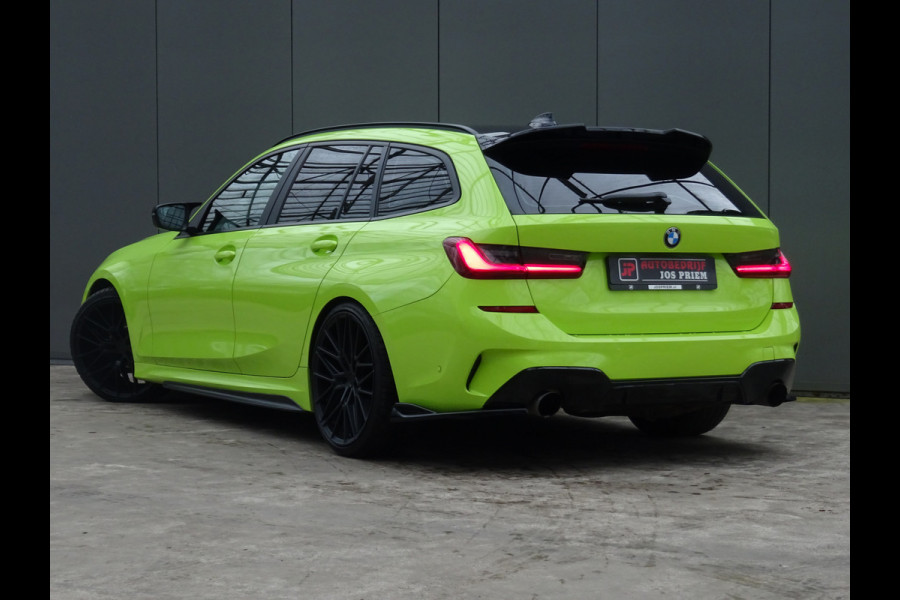 BMW 3 Serie Touring 318i M-Performance * EYE CATCHER * 330 PK !!